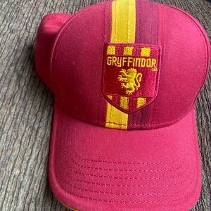 Harry Potter Gryffindor Universal Studios Hat | OS NWT